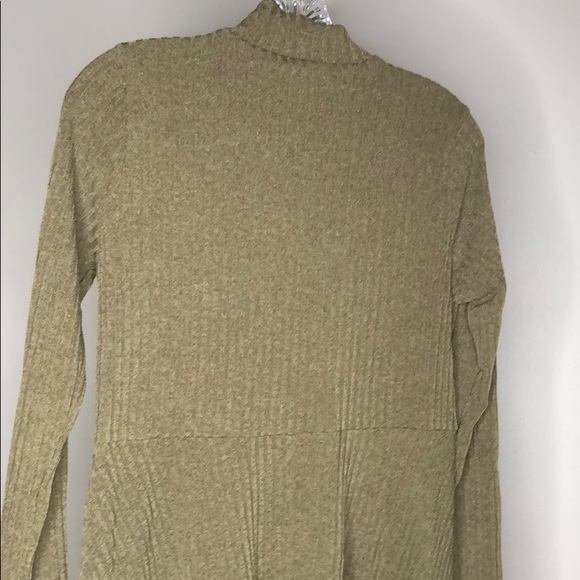 Olive sweater dress - Picture 7 of 8